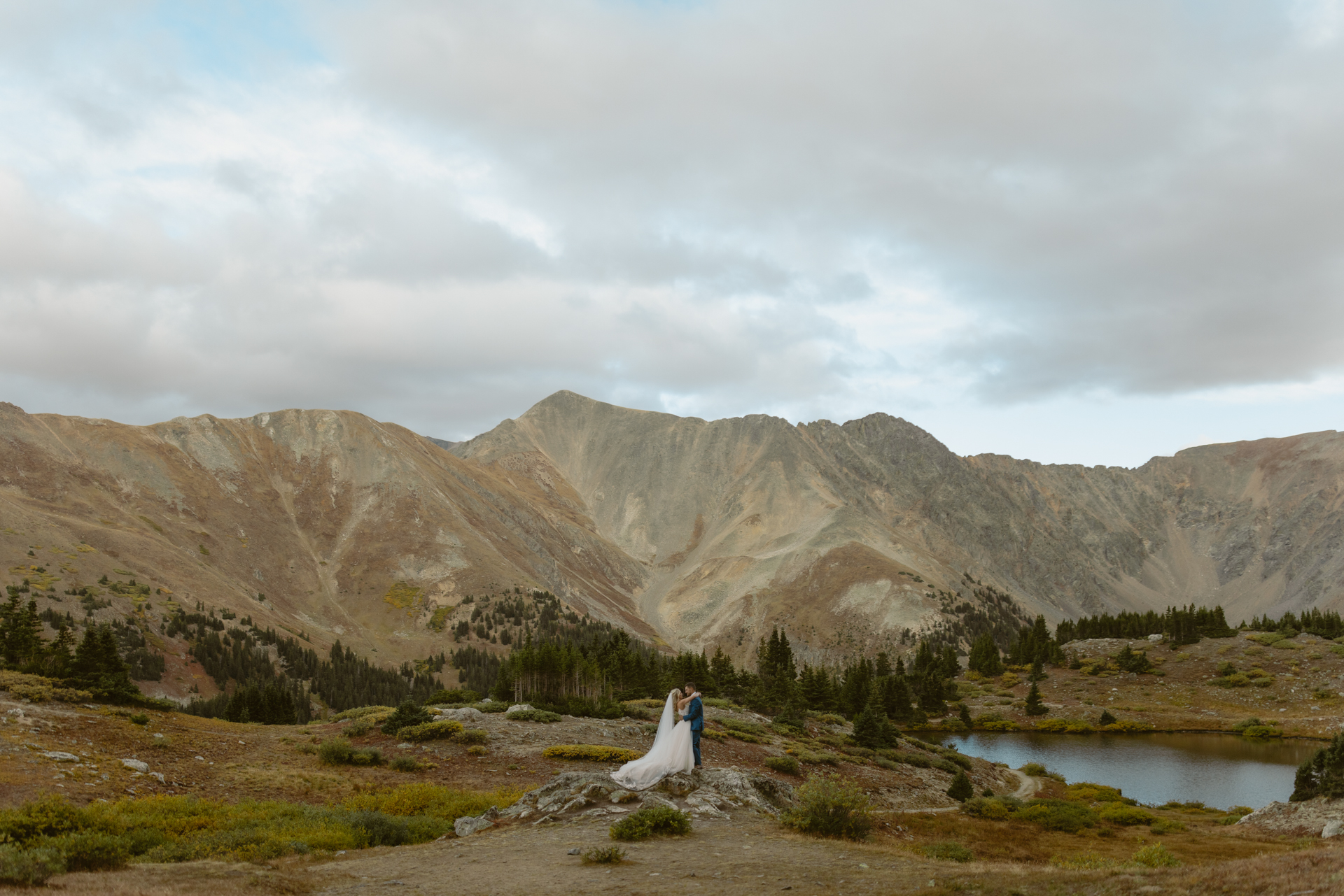 Colorado Elopement Photographer