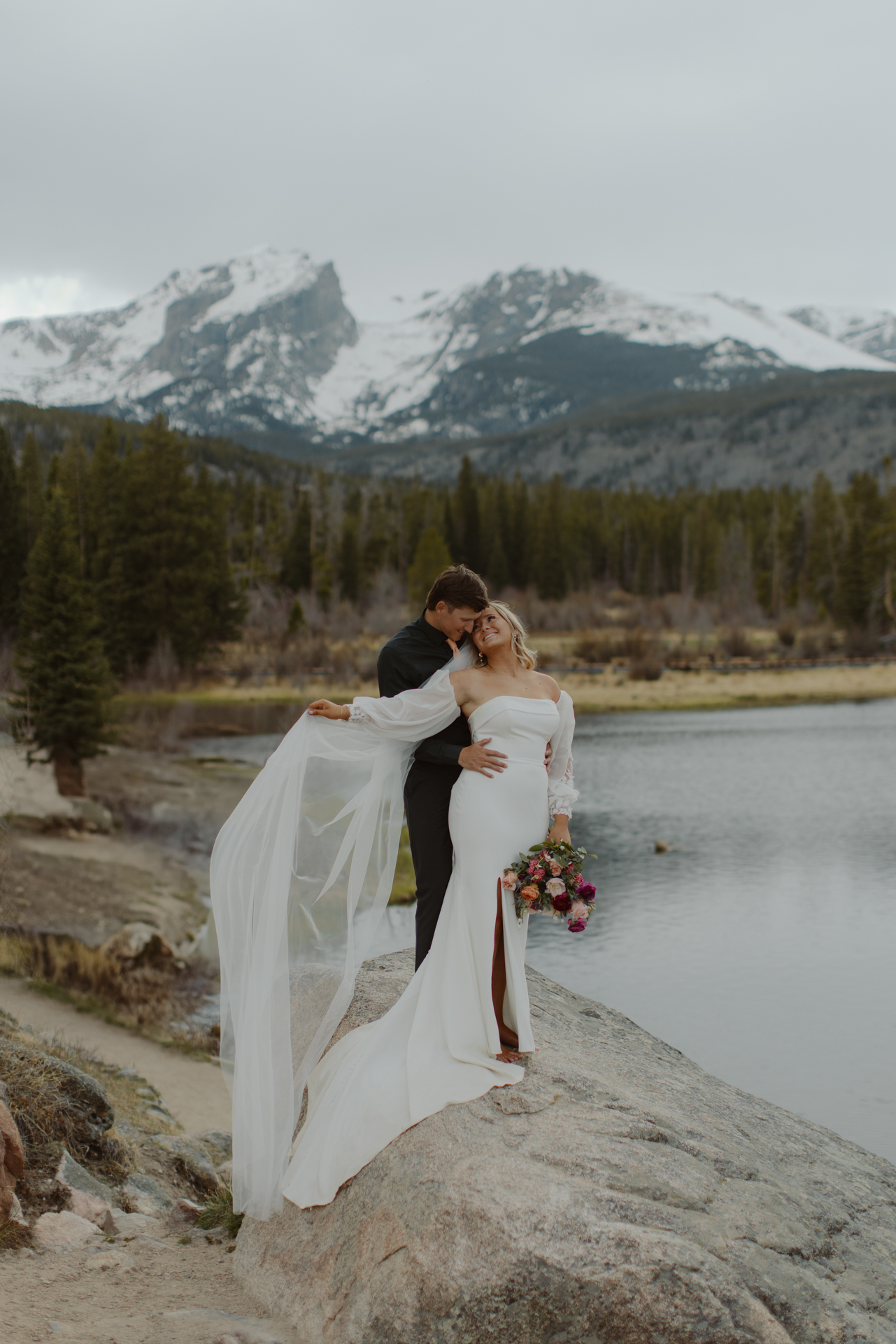 Colorado Elopement Photographer