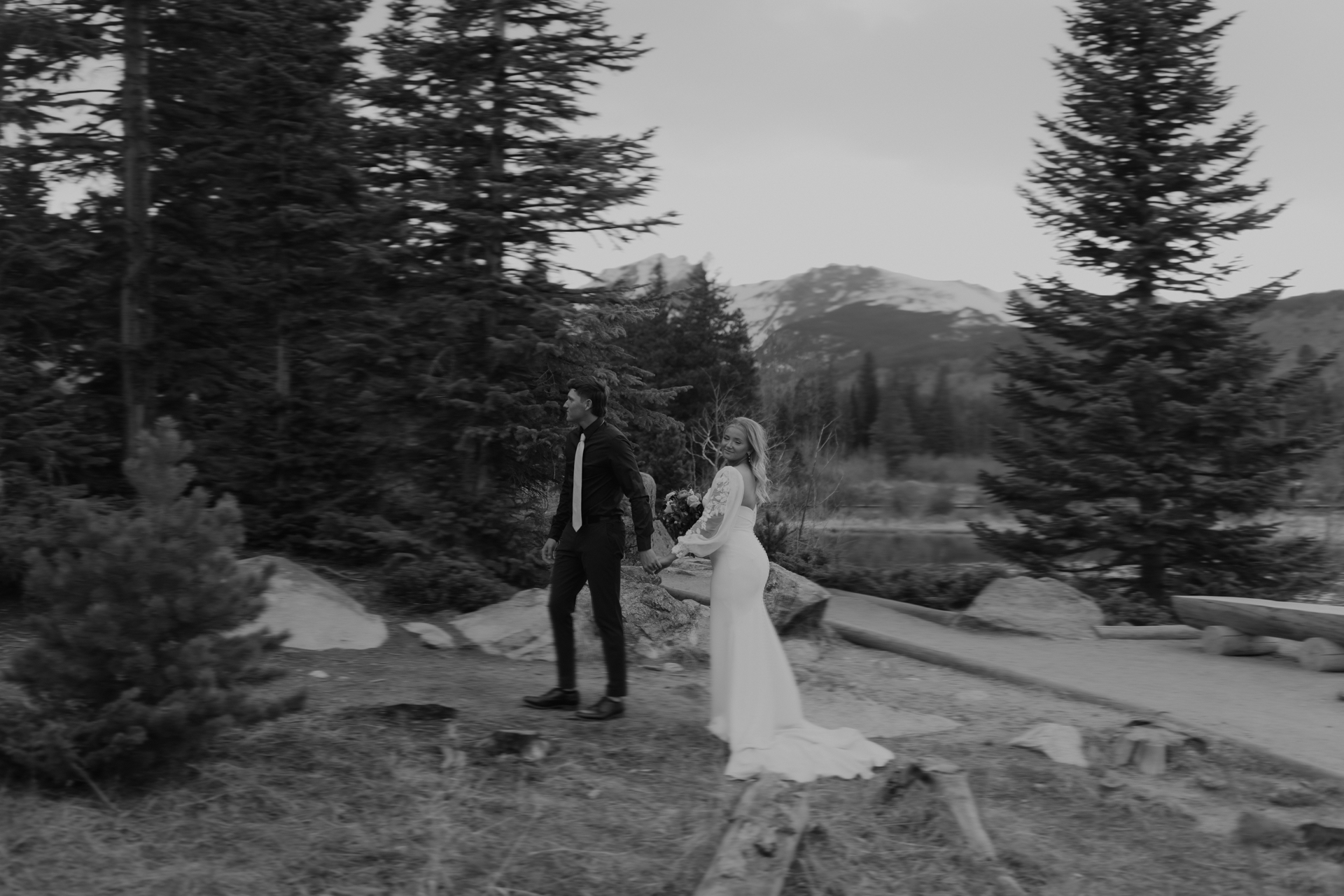 Colorado Elopement Photographer
