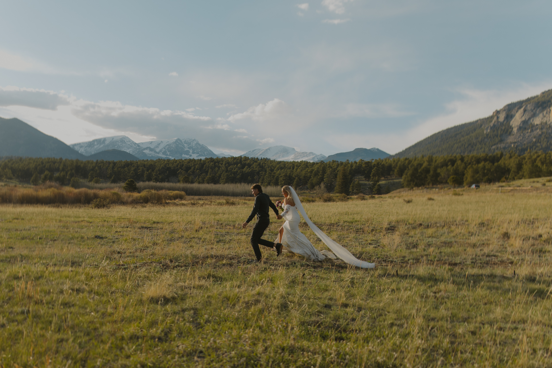 Colorado Elopement Photographer