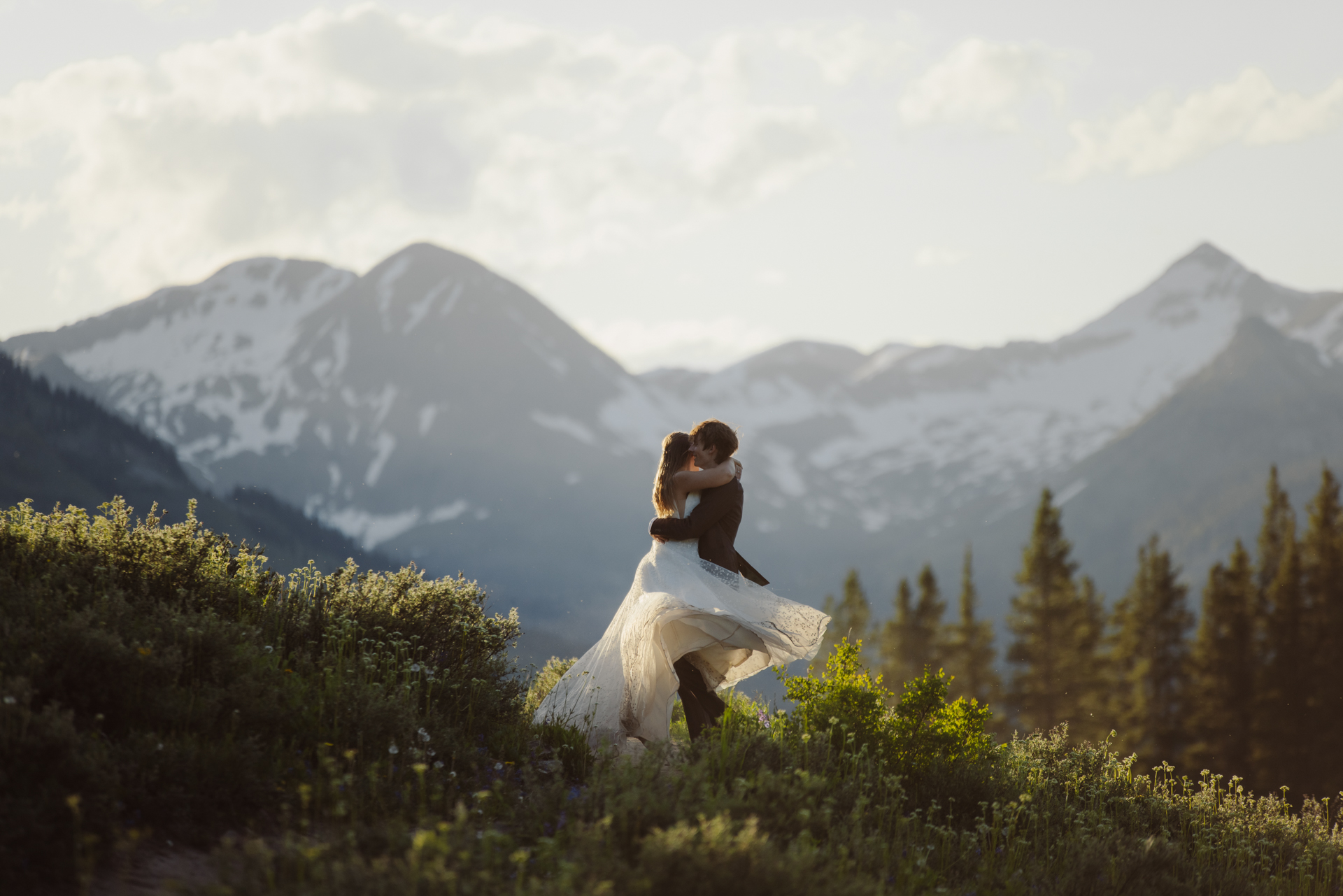 How to plan a Crested Butte Colorado Elopement