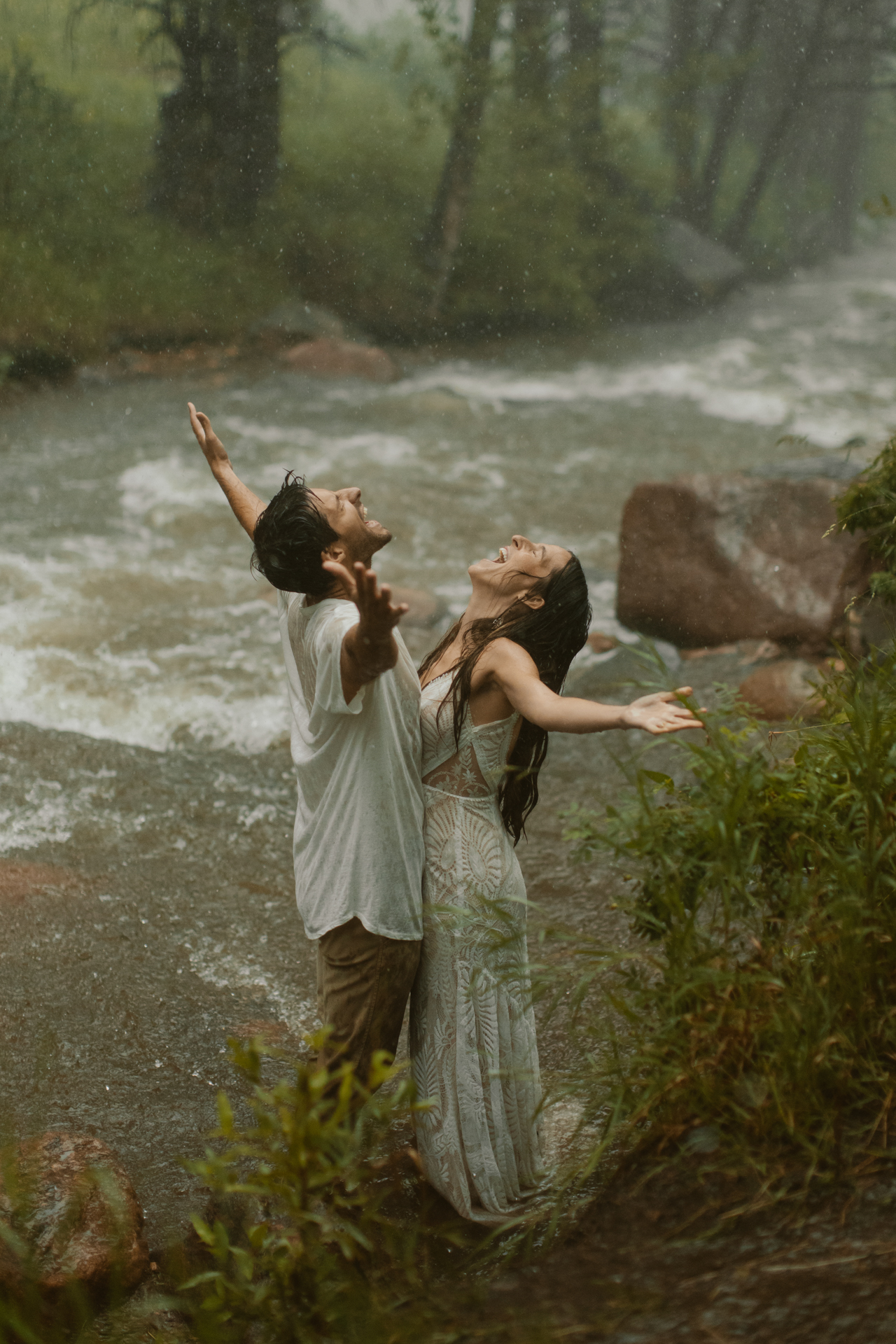 Why Couples Should Elope in Colorado in the Summer