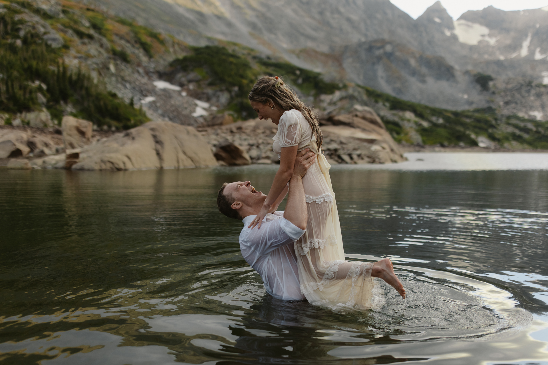 Why Couples Should Elope in Colorado in the Summer